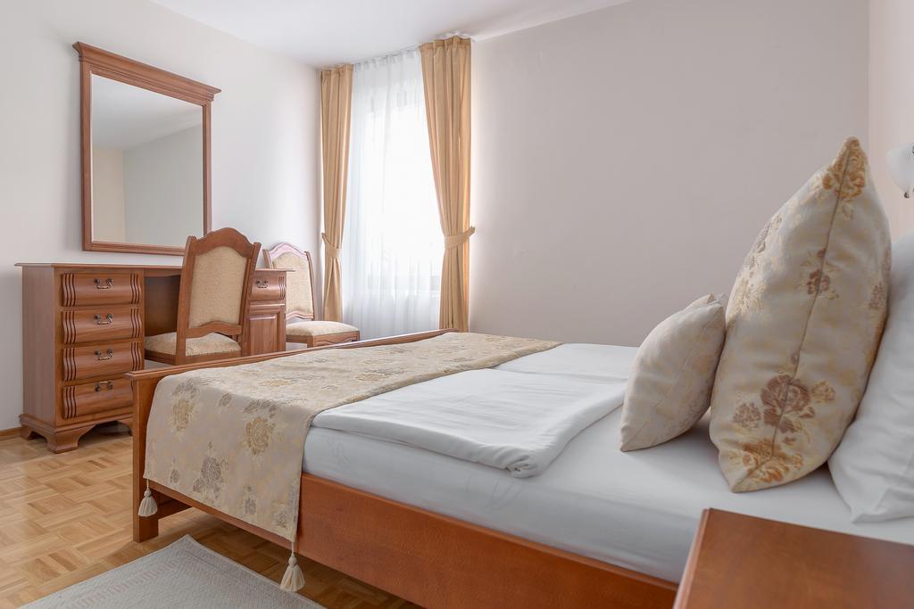 Apartments Ivana เบลด ภายนอก รูปภาพ