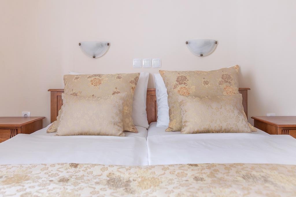Apartments Ivana เบลด ภายนอก รูปภาพ
