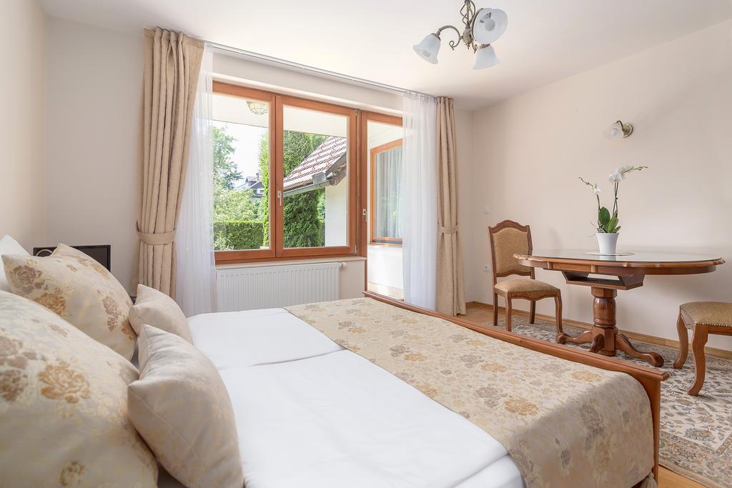 Apartments Ivana เบลด ภายนอก รูปภาพ